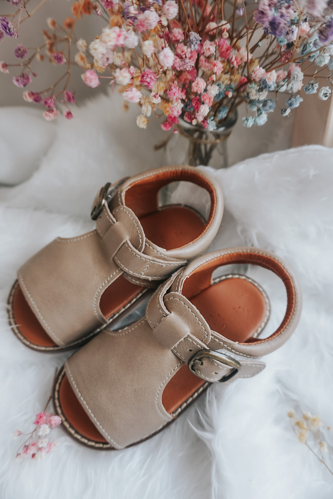 Morocco T Buckle Sandals - Sand Beige